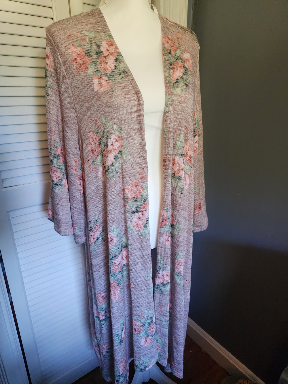 Torrid Mauve Floral Open-Front Duster Cardigan